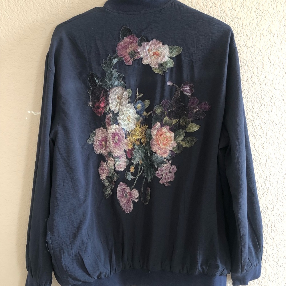 World market full zip sweater embroidered back rare S/M